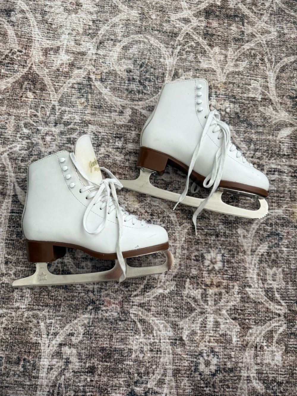 Jackson Mystique Figure Skates
Womens Size 6 White ISB 9⅓
Blade